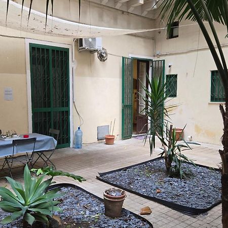 Saranton House Hotel Catania Bagian luar foto