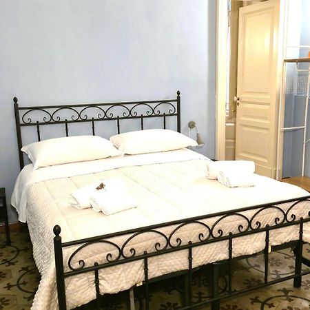 Saranton House Hotel Catania Bagian luar foto
