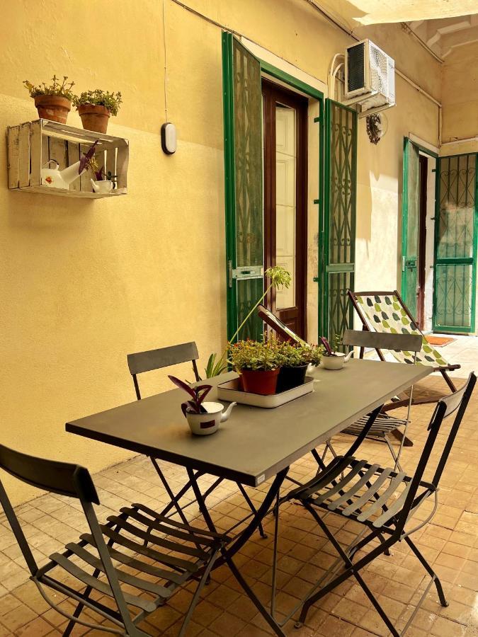 Saranton House Hotel Catania Bagian luar foto