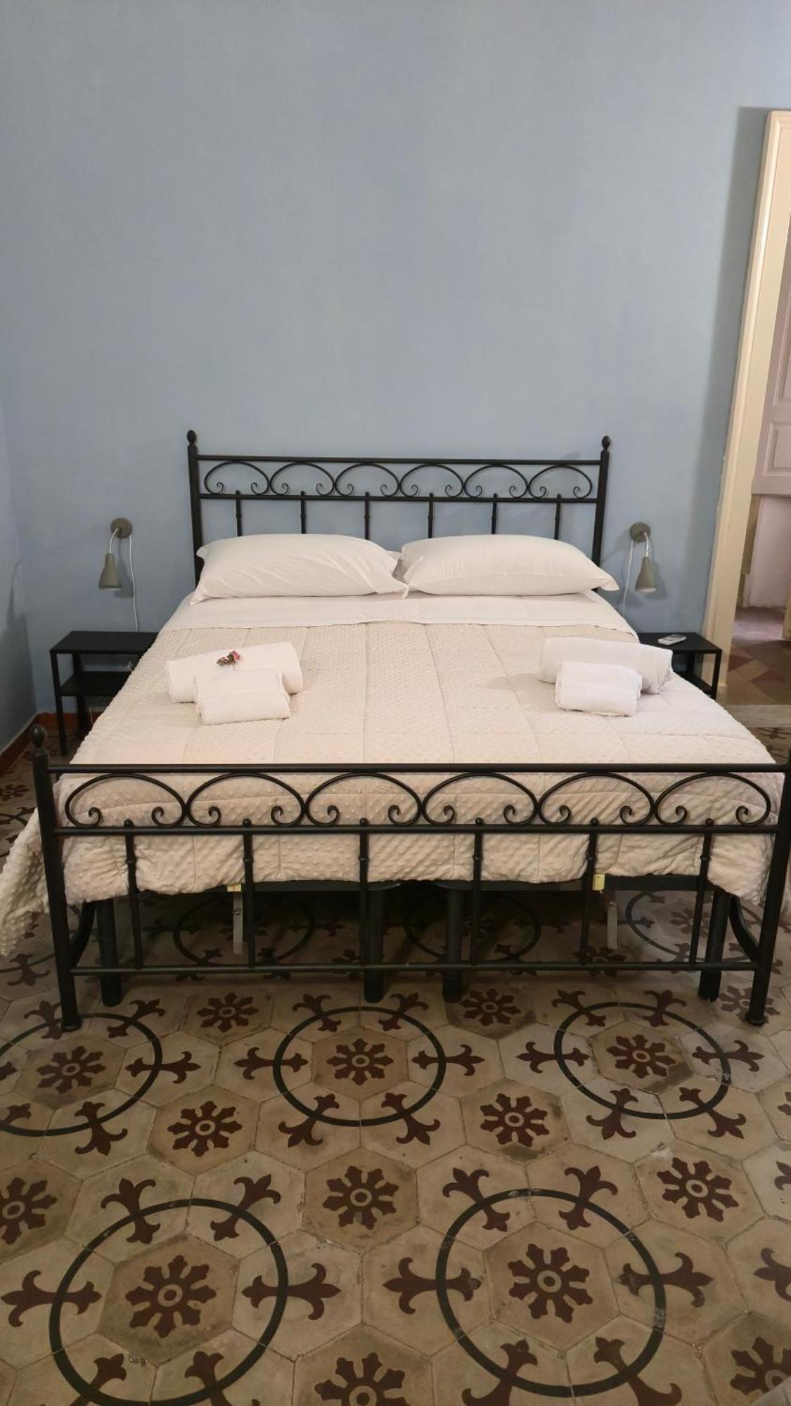 Saranton House Hotel Catania Bagian luar foto